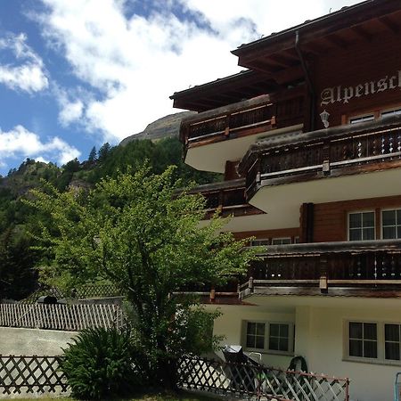 Haus Alpenschloss Zermatt Habitación foto
